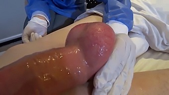 Hd Porn: Mom And Daughter Play With Doctor In 60fps
